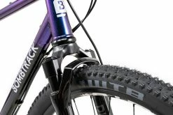 Bombtrack Beyond SUS - Bleu Nuit Métallique Brillant -Promos Vélos Magasin BT MY22 Beyond SUS midnight blue web 05