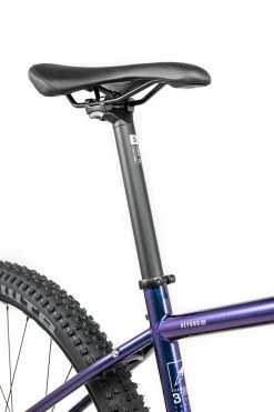 Bombtrack Beyond SUS - Bleu Nuit Métallique Brillant -Promos Vélos Magasin BT MY22 Beyond SUS midnight blue web 06