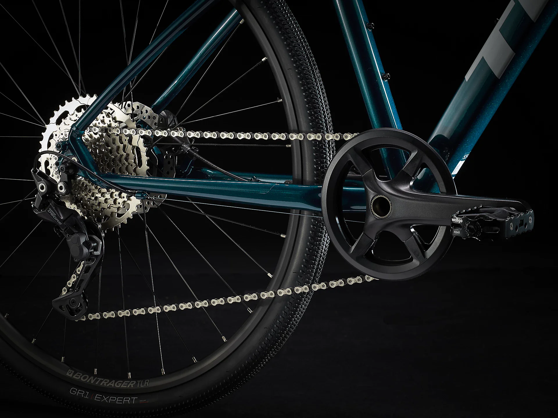 Trek Dual Sport 3 Dark Aquatic 6 Trek Dual Sport 3 Dark Aquatic – Image 4