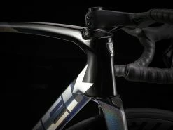 Émonda SLR 7 Dark Prismatic/Trek Black -Promos Vélos Magasin EmondaSLR7 22 35487 A Alt3