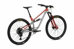 Octane One OMG EVO 29 Pouces - Trail - Gris/Rouge -Promos Vélos Magasin OMG EVO 3 1024x682 1