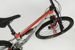 Octane One OMG EVO 29 Pouces - Trail - Gris/Rouge -Promos Vélos Magasin OMG EVO 4 1024x682 1