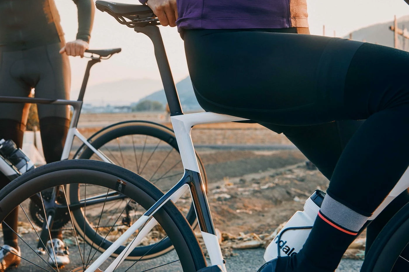 Cannondale SuperSix EVO Carbon Disc 105 Black Pearl 5 Cannondale SuperSix EVO Carbon Disc 105 Black Pearl – Image 3