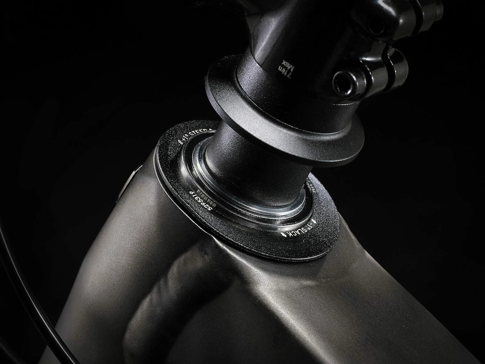 Trek Fuel EX 9.8 GX AXS Gen 6 Fumée Profonde 13 Trek Fuel EX 9.8 GX AXS Gen 6 Fumée Profonde – Image 11