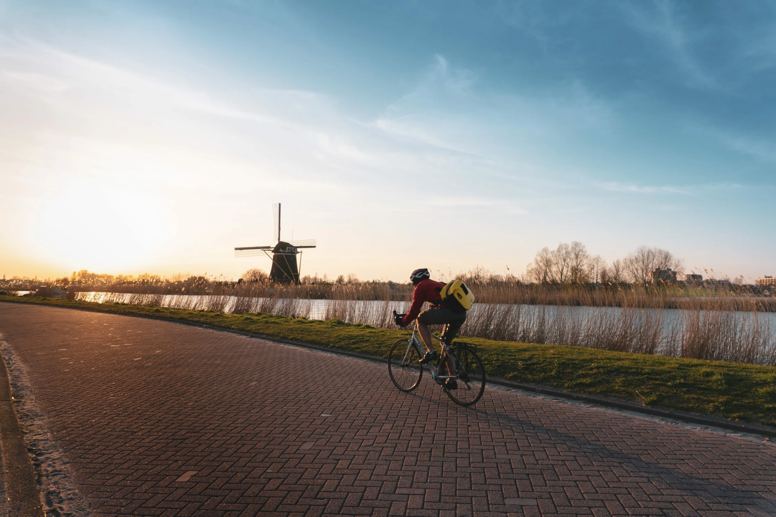 Promos Vélos Magasin -Promos Vélos Magasin ivanna vinnicsuk wuIka6KH9NU unsplash scaled